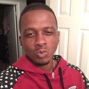 Meet your Posher, Kenneth